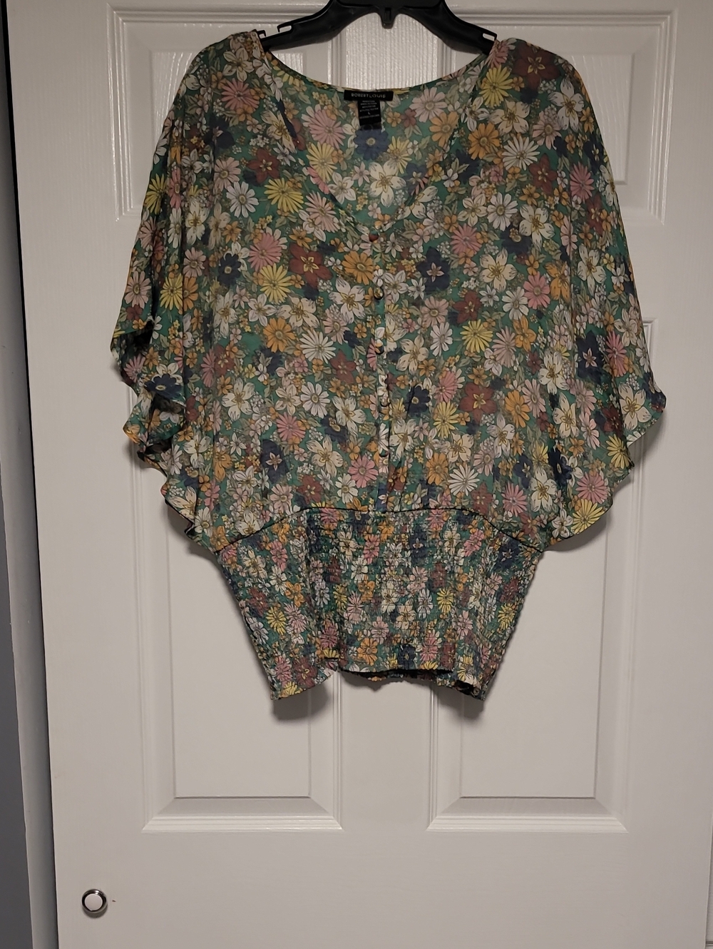 Robert Louis Green Floral V-Neck Flutter Blouse